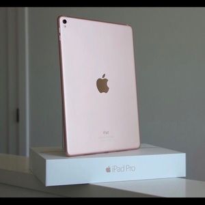 2018 iPad Pro 10.5 in 64 gigabytes w/ WiFi